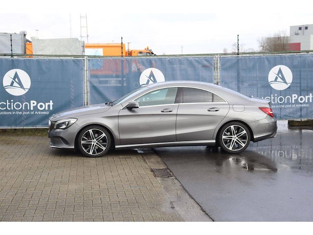 Personenauto mercedes-benz cla 180 benzine 122pk 2017 (marge) - afbeelding 1 van  1