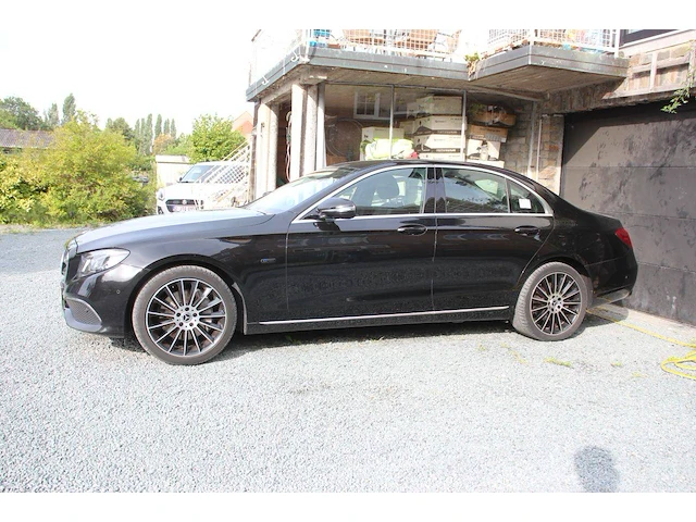 Personenauto mercedes-benz e300de diesel + elektrisch 194pk 2019 - afbeelding 1 van  1
