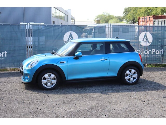 Personenauto mini one benzine 75pk 2017 - afbeelding 1 van  1