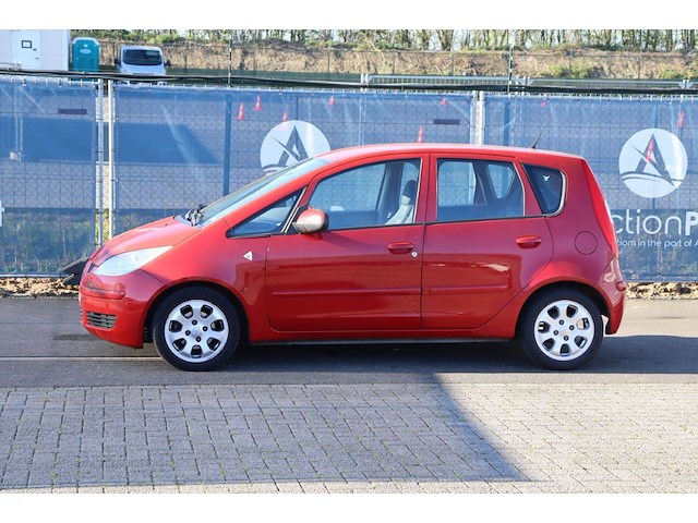 Personenauto mitsubishi colt benzine 75pk 2006 (marge) - afbeelding 1 van  1