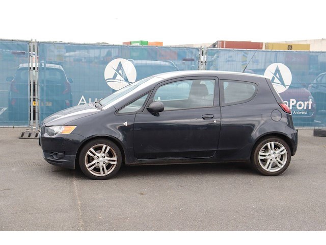 Personenauto mitsubishi colt benzine 75pk 2012 (marge) - afbeelding 1 van  1