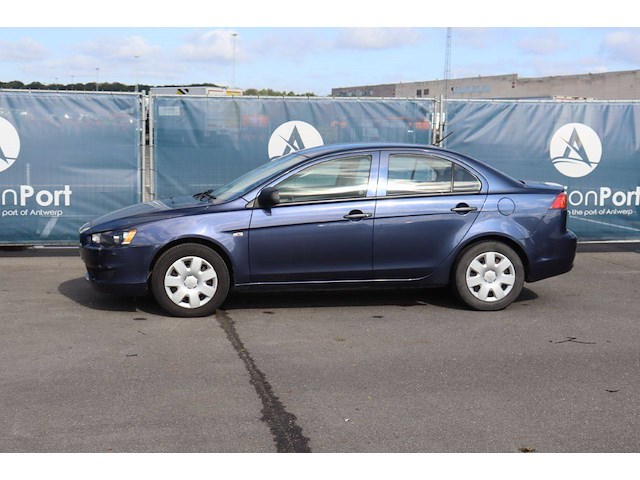 Personenauto mitsubishi lancer benzine 109pk 2010 (marge) - afbeelding 1 van  1