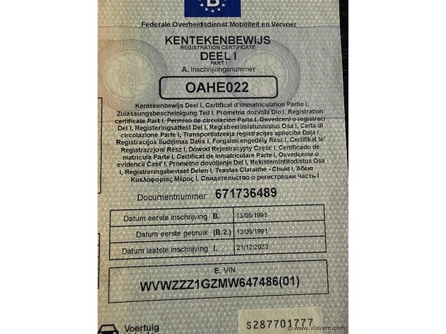 Personenauto oldtimer - afbeelding 3 van  12