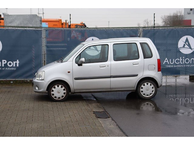 Personenauto opel agila benzine 60pk 2004 (marge) - afbeelding 1 van  1