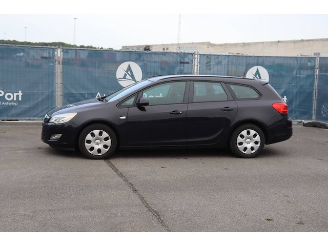 Personenauto opel astra benzine 100pk 2011 (marge) - afbeelding 1 van  1