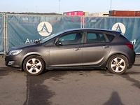 Personenauto opel astra benzine 100pk 2011 (marge)