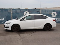 Personenauto opel astra benzine 115pk 2015 (marge) - afbeelding 1 van  1