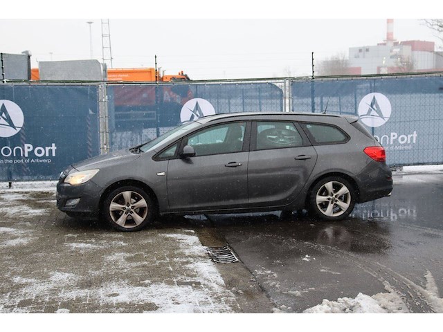 Personenauto opel astra benzine 120pk 2012 (marge) - afbeelding 1 van  1