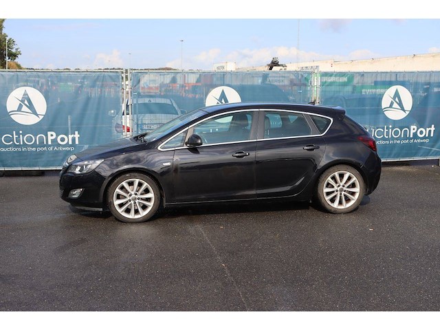 Personenauto opel astra benzine 140pk 2010 (marge) - afbeelding 1 van  1