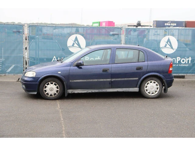 Personenauto opel astra benzine 65pk 1998 - afbeelding 1 van  1