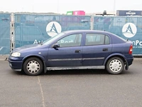 Personenauto opel astra benzine 65pk 1998