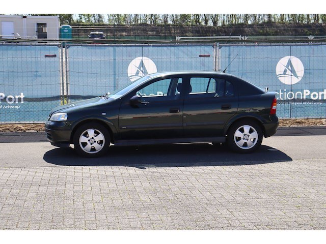 Personenauto opel astra benzine 90pk 2005 (marge) - afbeelding 1 van  1