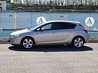 Personenauto opel astra benzine 95pk 2010 (marge)