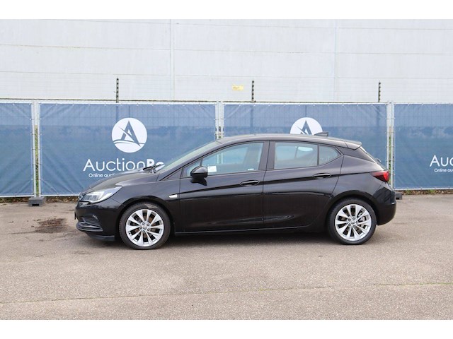 Personenauto opel astra diesel 2018 (marge) - afbeelding 1 van  1