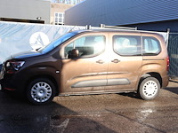 Personenauto opel combo benzine 2021 (marge) - afbeelding 1 van  1