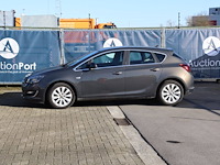 Personenauto opel corsa benzine 100pk 2014 (marge)