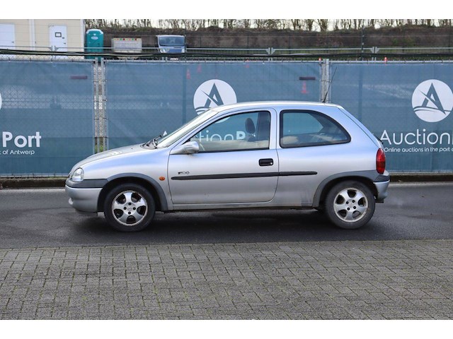 Personenauto opel corsa benzine 60pk 1999 (marge) - afbeelding 1 van  1