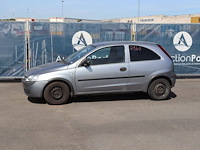 Personenauto opel corsa benzine 60pk 2003 (marge)
