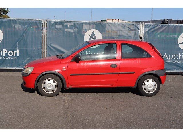 Personenauto opel corsa benzine 60pk 2003 (marge) - afbeelding 1 van  1