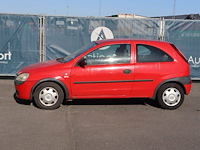 Personenauto opel corsa benzine 60pk 2003 (marge)