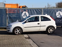 Personenauto opel corsa benzine 60pk 2004 (marge) - afbeelding 1 van  1