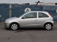 Personenauto opel corsa benzine 60pk 2004 (marge) - afbeelding 1 van  1