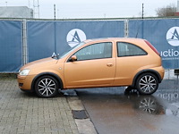 Personenauto opel corsa benzine 60pk 2005 (marge) - afbeelding 1 van  1