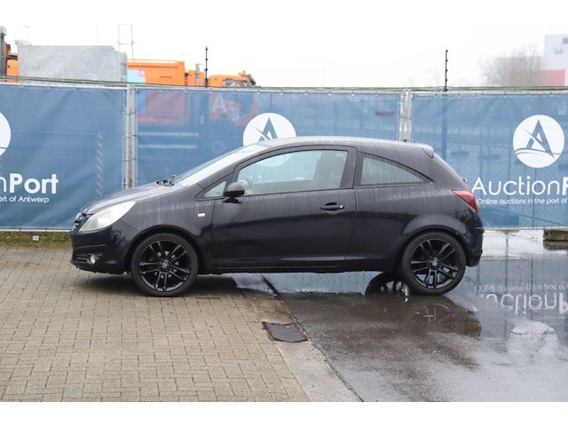Personenauto opel corsa benzine 60pk 2010 (marge) - afbeelding 1 van  1