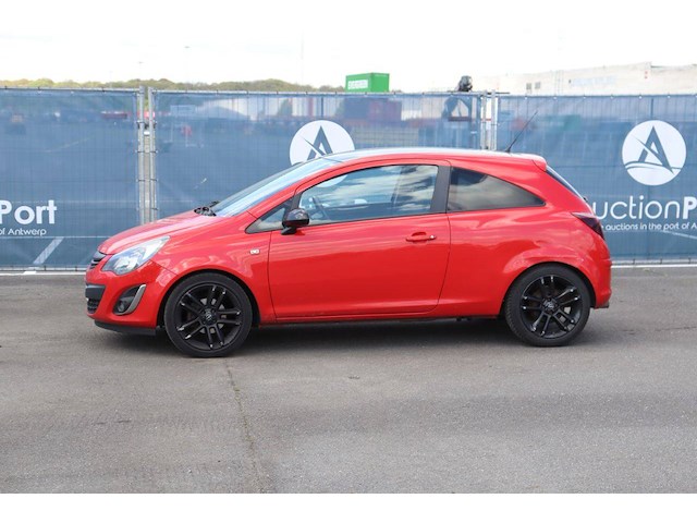 Personenauto opel corsa benzine 65pk 2014 (marge) - afbeelding 1 van  1