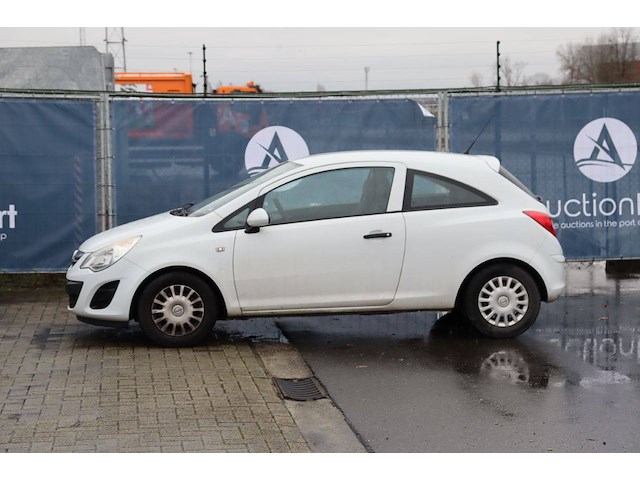 Personenauto opel corsa benzine 75pk 2011 (marge) - afbeelding 1 van  1