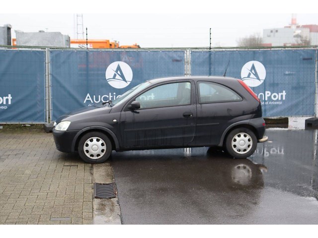 Personenauto opel corsa benzine 80pk 2005 (marge) - afbeelding 1 van  1
