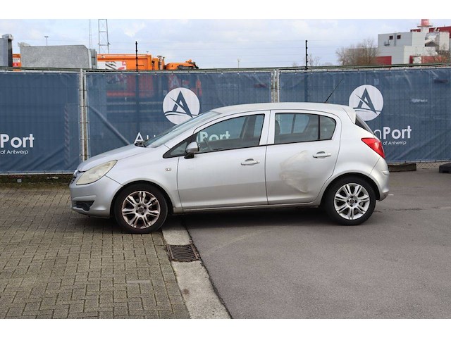 Personenauto opel corsa benzine 80pk 2007 (marge) - afbeelding 1 van  1