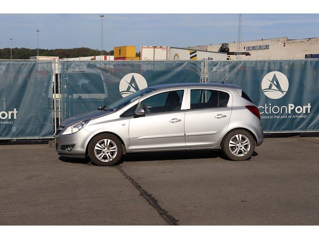 Personenauto opel corsa benzine 80pk 2007 (marge) - afbeelding 1 van  1