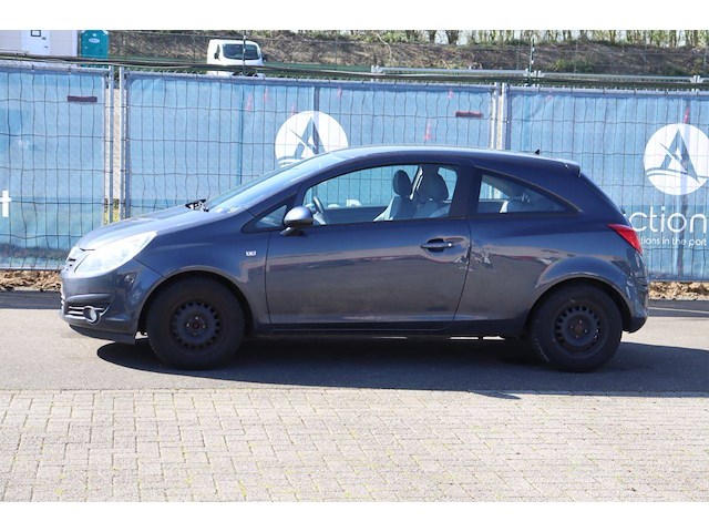 Personenauto opel corsa benzine 80pk 2009 (marge) - afbeelding 1 van  1