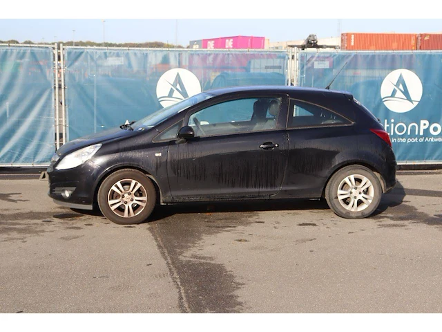 Personenauto opel corsa benzine 80pk 2009 (marge) - afbeelding 1 van  1
