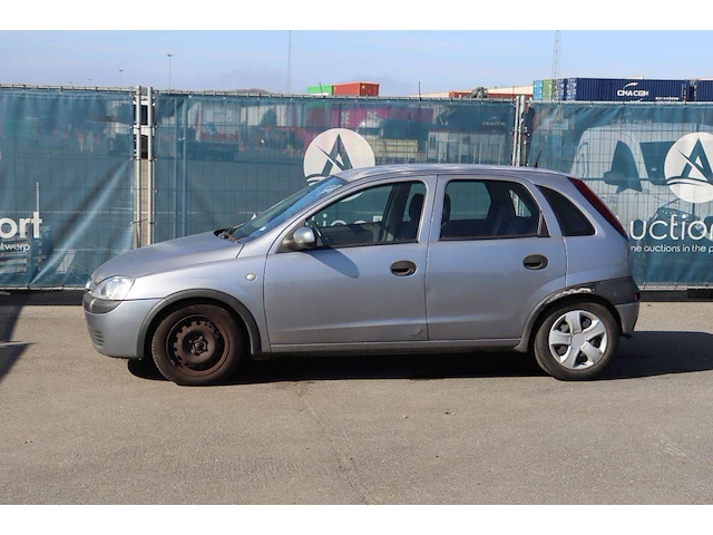 Personenauto opel corsa benzine 80pk 2009 (marge) - afbeelding 1 van  1
