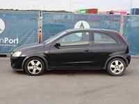 Personenauto opel corsa benzine 82pk 2004 (marge)