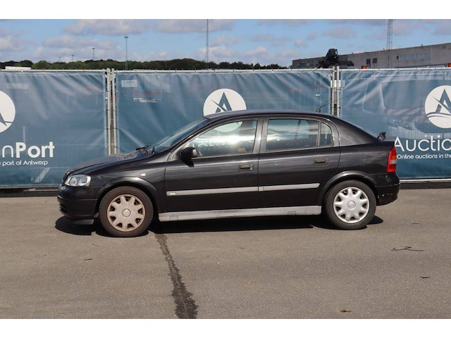 Personenauto opel corsa benzine 90pk 2003 (marge) - afbeelding 1 van  1