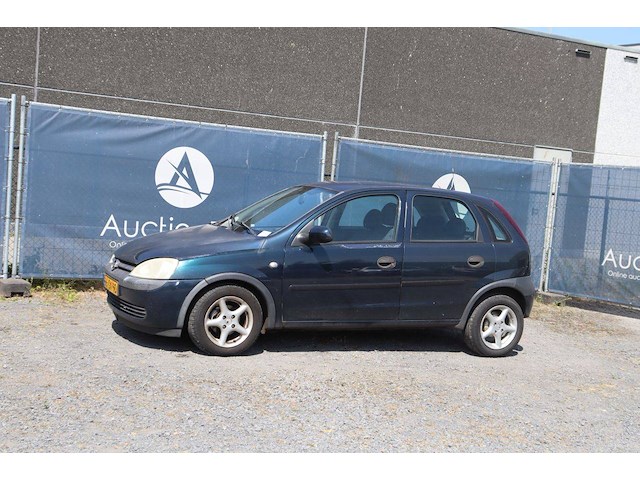 Personenauto opel corsa-c benzine 75pk 2001 - afbeelding 1 van  1