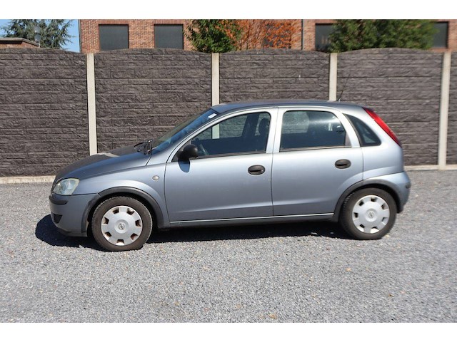 Personenauto opel corsa-c benzine 75pk 2004 (marge) - afbeelding 1 van  1