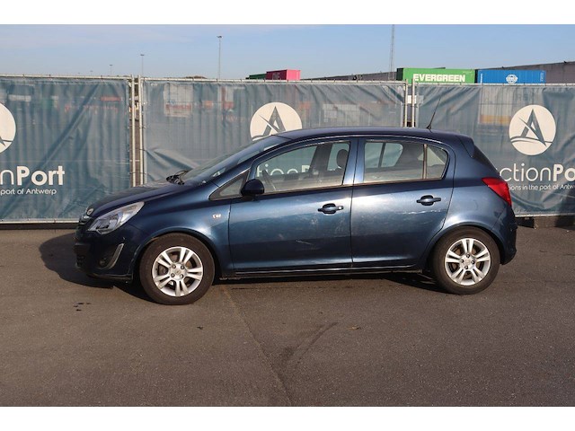 Personenauto opel corsa diesel 95pk 2012 (marge) - afbeelding 1 van  1