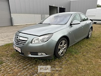 Personenauto opel insignia