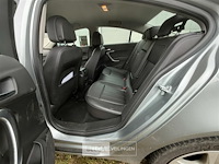 Personenauto opel insignia - afbeelding 33 van  56