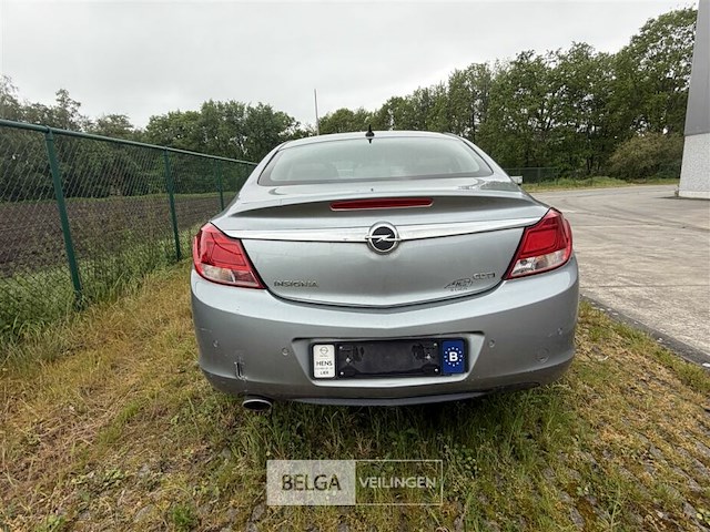 Personenauto opel insignia - afbeelding 40 van  56