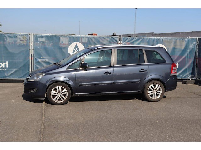 Personenauto opel zafira benzine 140pk 2009 (marge) - afbeelding 1 van  1
