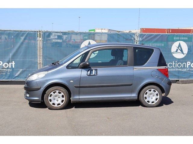 Personenauto peugeot 1007 benzine 75pk 2006 (marge) - afbeelding 1 van  1