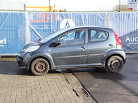 Personenauto peugeot 107 benzine 68pk 2006 (marge)