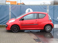 Personenauto peugeot 107 benzine 68pk 2007 (marge) - afbeelding 1 van  1