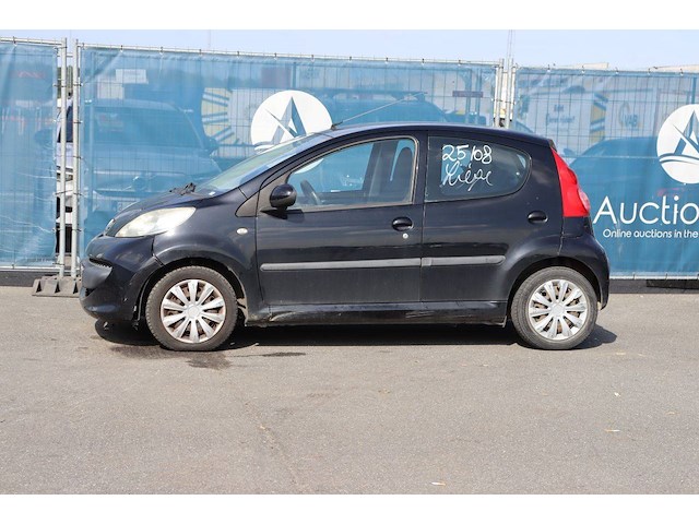 Personenauto peugeot 107 diesel 54pk 2008 (marge) - afbeelding 1 van  1