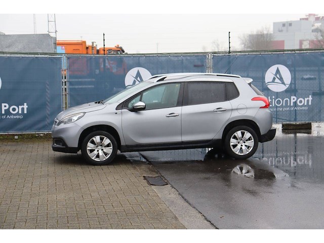 Personenauto peugeot 2008 benzine 82pk 2015 (marge) - afbeelding 1 van  1